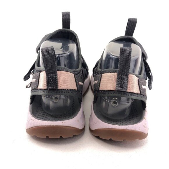 Chaco Odyssey Waterproof Hiking Sandals 9 - Picture 6 of 12
